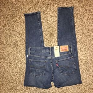 Levi’s | 711 skinny